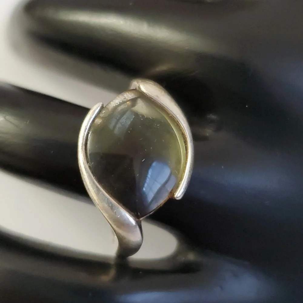 Watch Video / Sterling Silver 925 Gemstone Ring